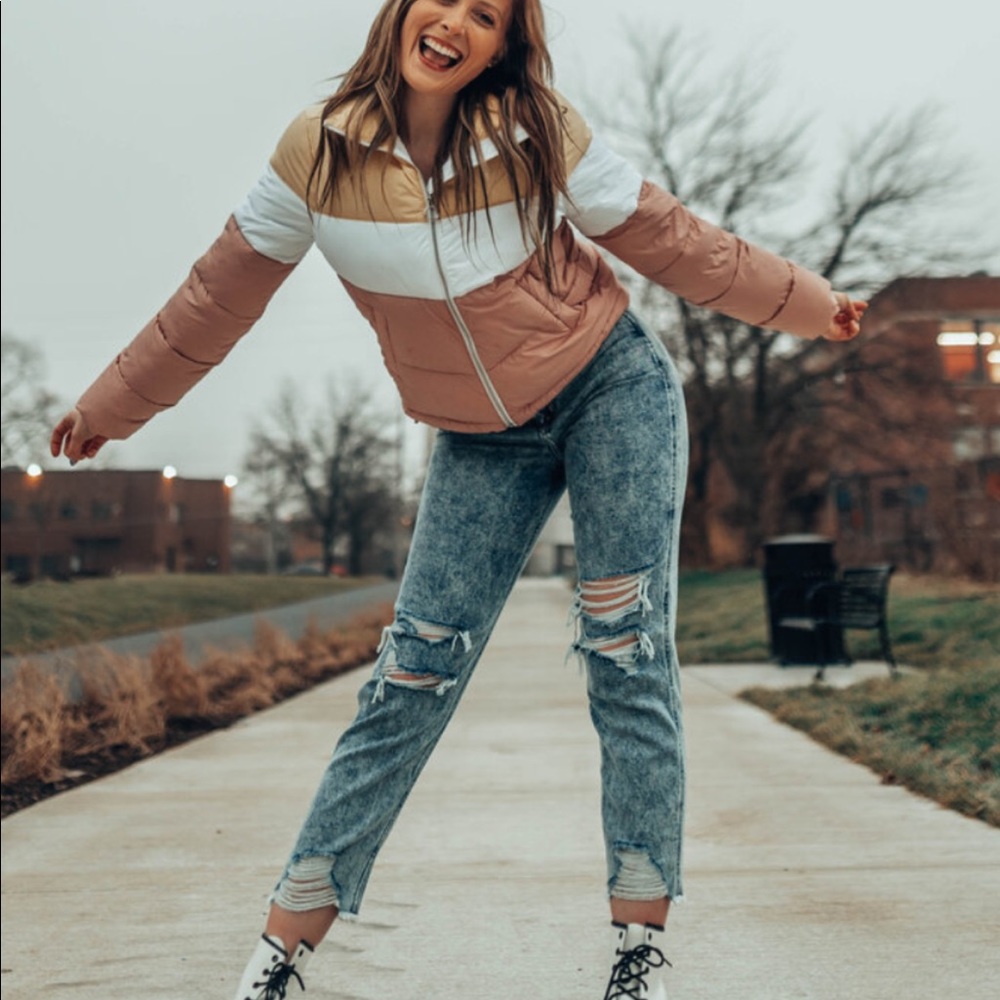Hollister mom jeans